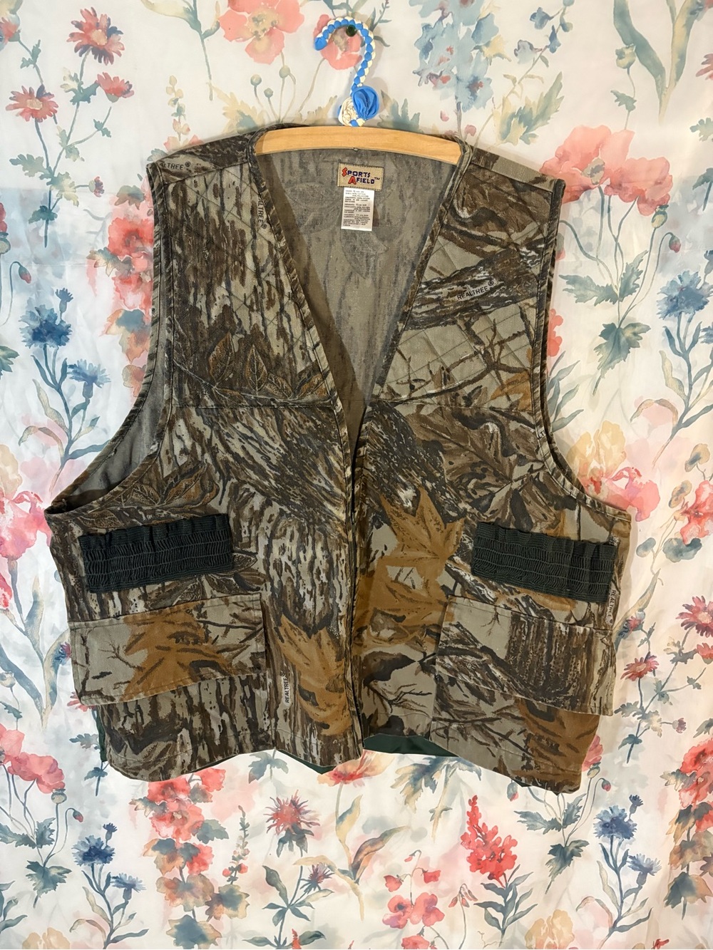 Vintage  Men's Camouflage Hunting Vest - Brown/Green Camo